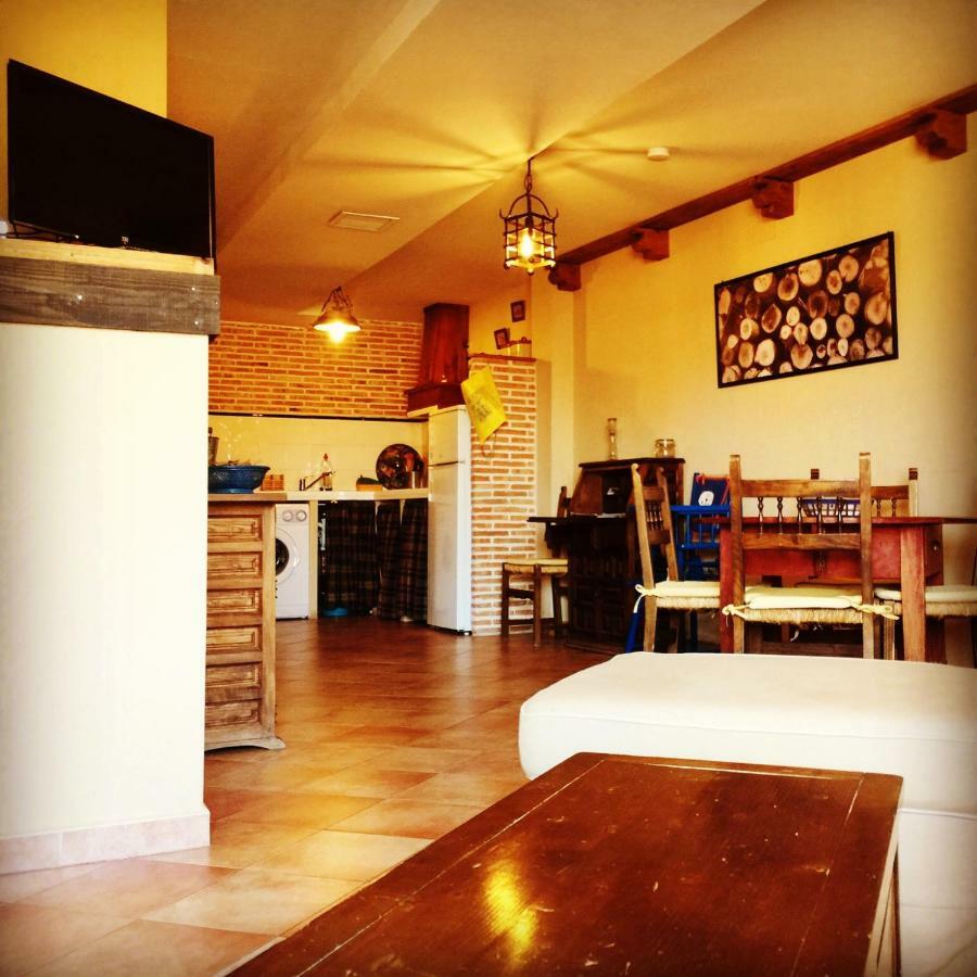 Casa Rebollares I Guest House Piedralaves Exterior photo