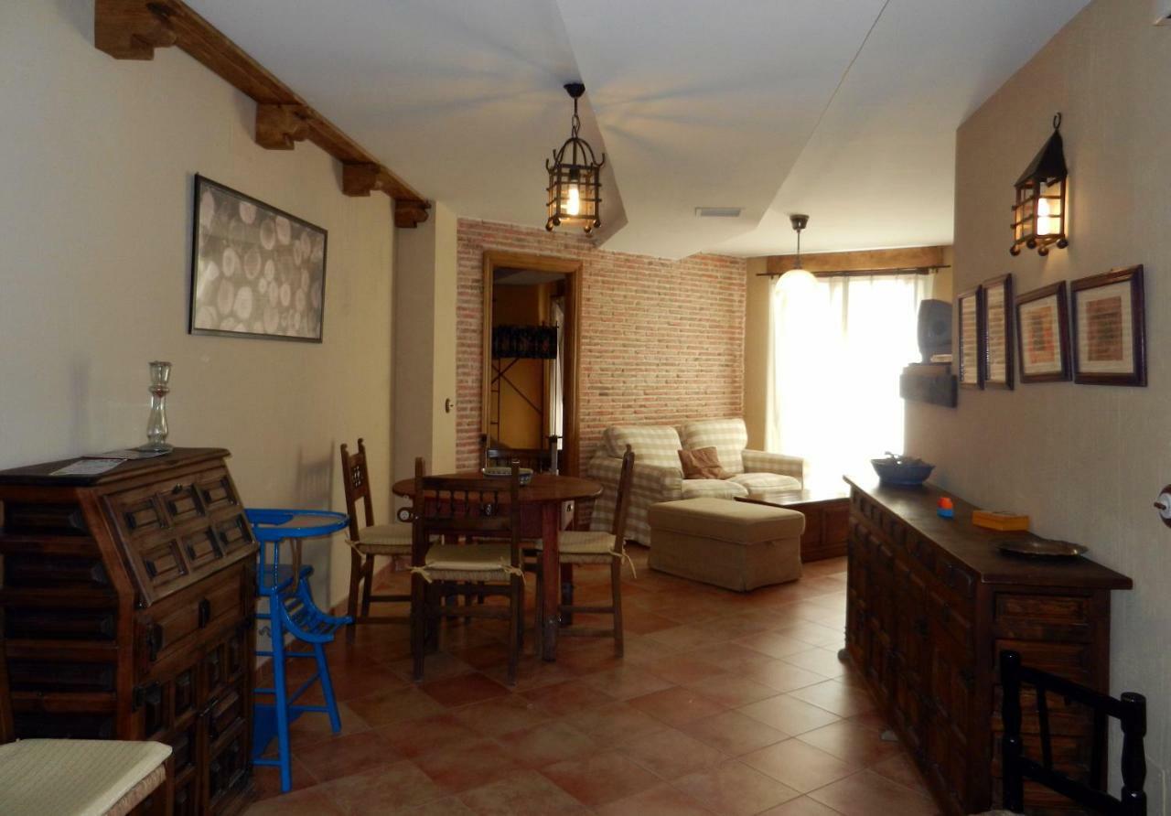 Casa Rebollares I Guest House Piedralaves Exterior photo