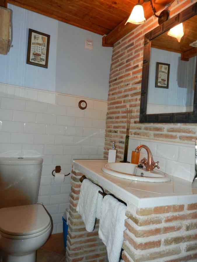Casa Rebollares I Guest House Piedralaves Exterior photo
